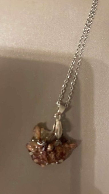 collier en résine