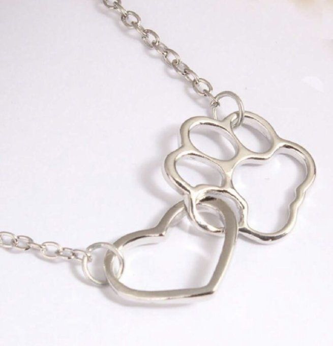 Collier patte cœur argenté 